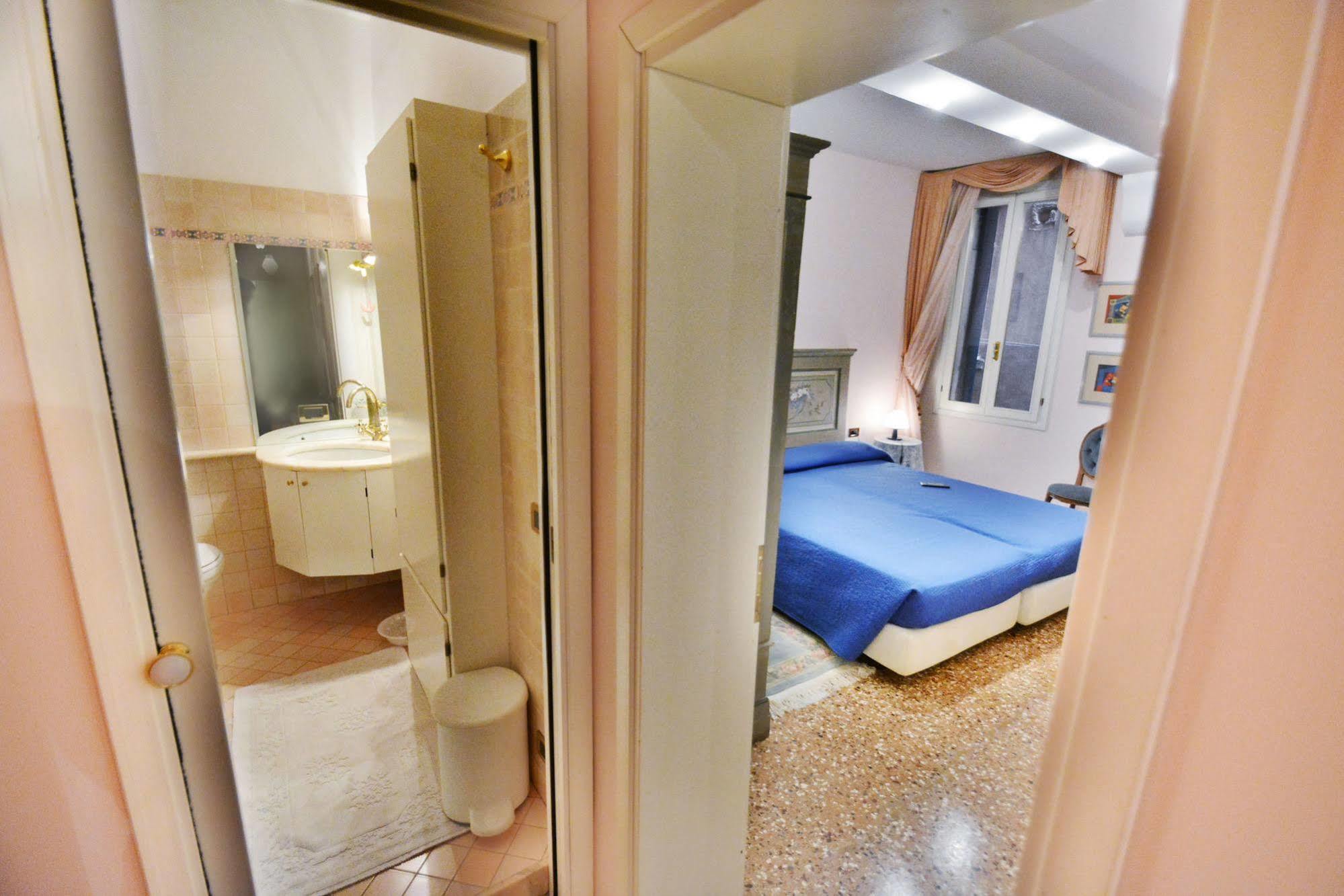 Ve.N.I.Ce. Cera Casa Del Sol Daire Venedik Dış mekan fotoğraf